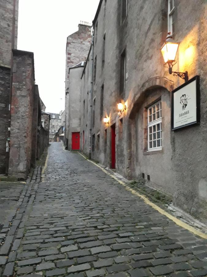 Edinb&B Exterior photo